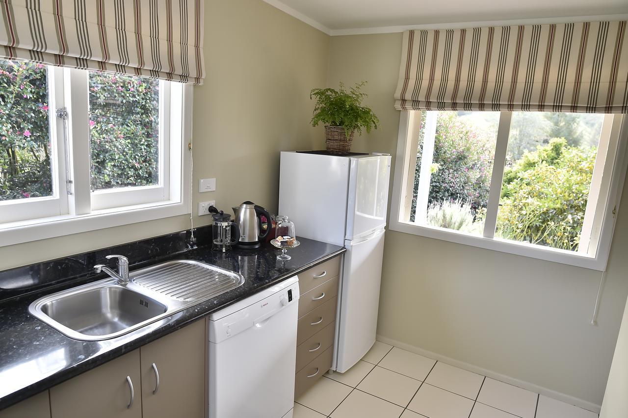 Bradleys Garden Bed And Breakfast Taumarunui Exterior photo